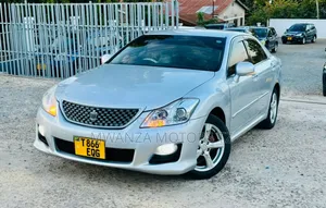 Toyota Crown 2009 Silver