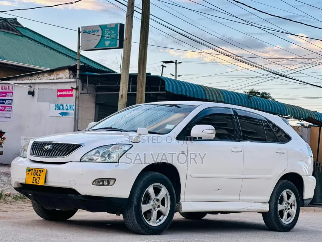 Toyota Harrier 2.4 2004 White