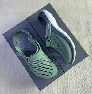 Unisex Crocs Lite Material Rubber