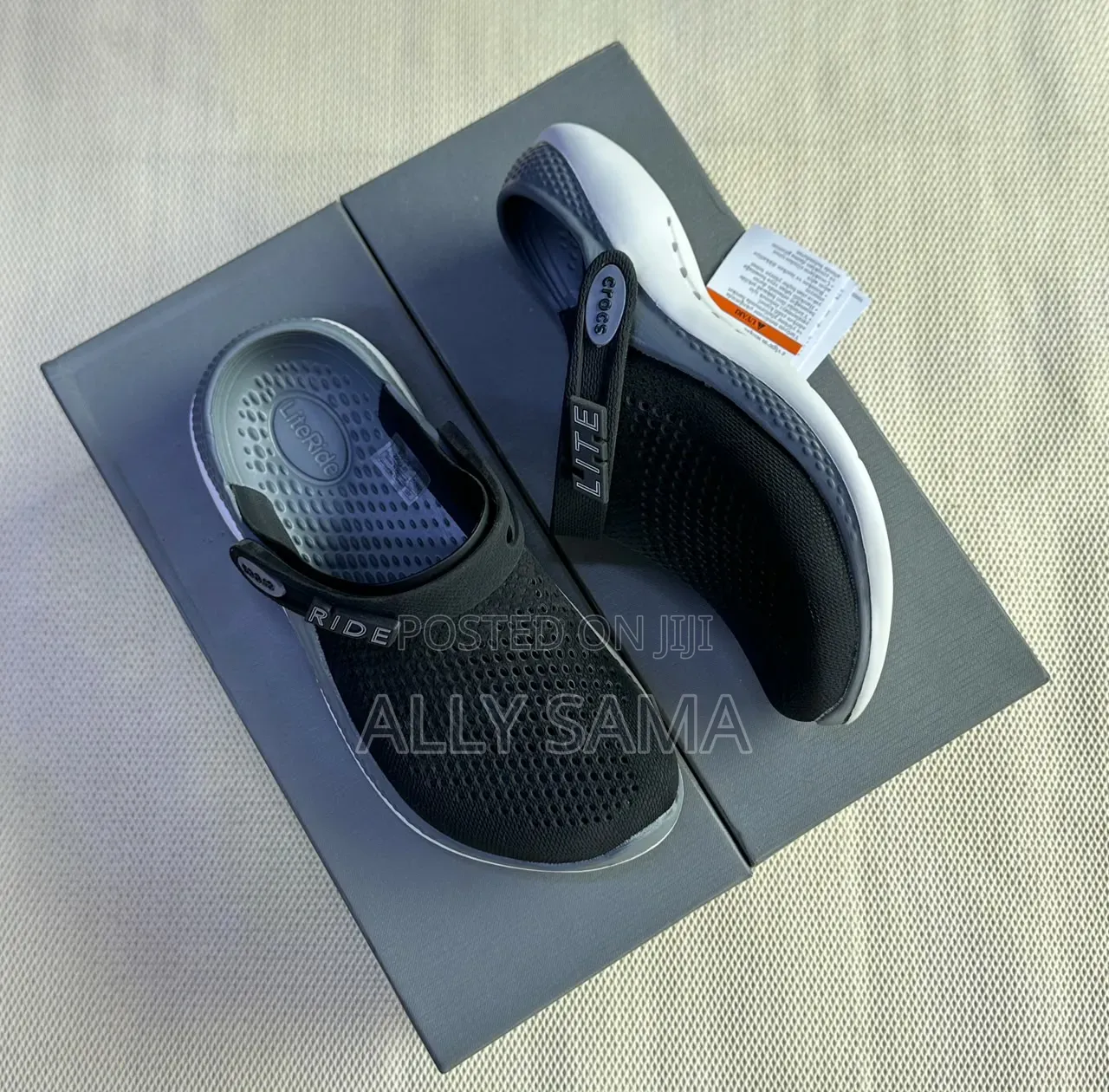 Unisex Crocs Lite Material Rubber