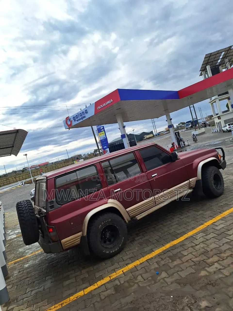 Nissan Patrol 1996 Red