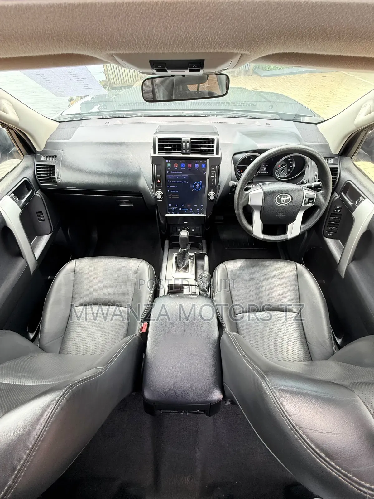 Toyota Land Cruiser Prado 2017 Gray