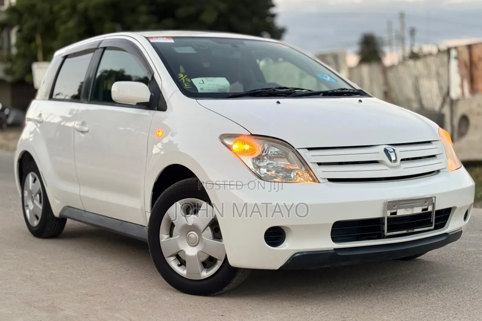 Toyota IST 2004 White