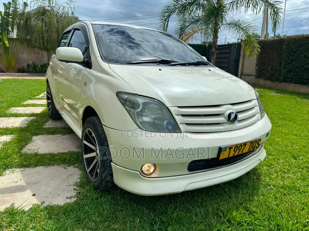 Toyota IST 2005 Pearl