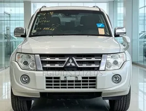 Mitsubishi Pajero 2012 White
