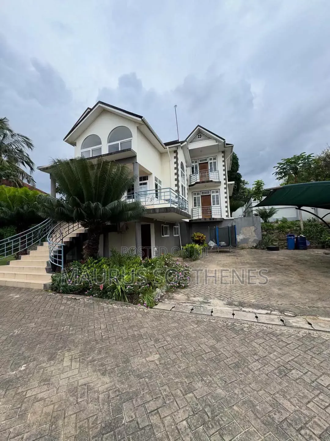 5bdrm House in Salasala, Kunduchi for sale