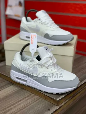 Men's Sneakers Nike Airmax Full White