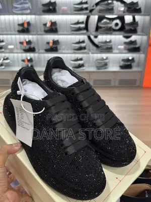 Alexander McQueen Oversized Sneakers Black