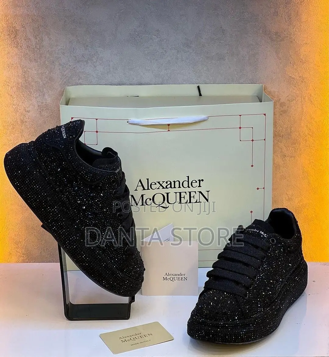 Alexander McQueen Oversized Sneakers Black