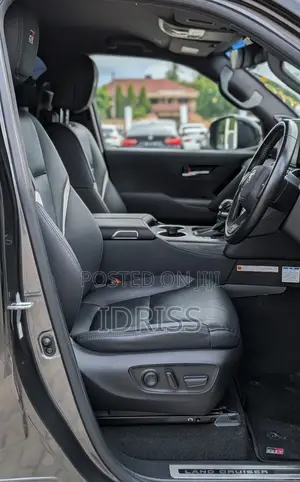 Toyota Land Cruiser 2023 Black