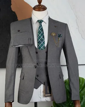 Men's Vazi La Ukweli