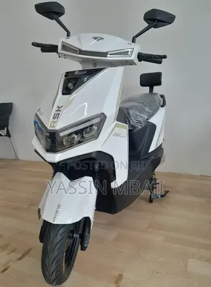 New UM Carmel 125 2026 White