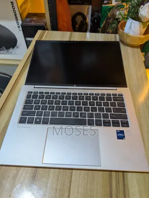 Laptop HP EliteBook 840 G9 16GB Intel Core i5 SSD 16 GB