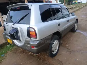Toyota RAV4 2006 Silver