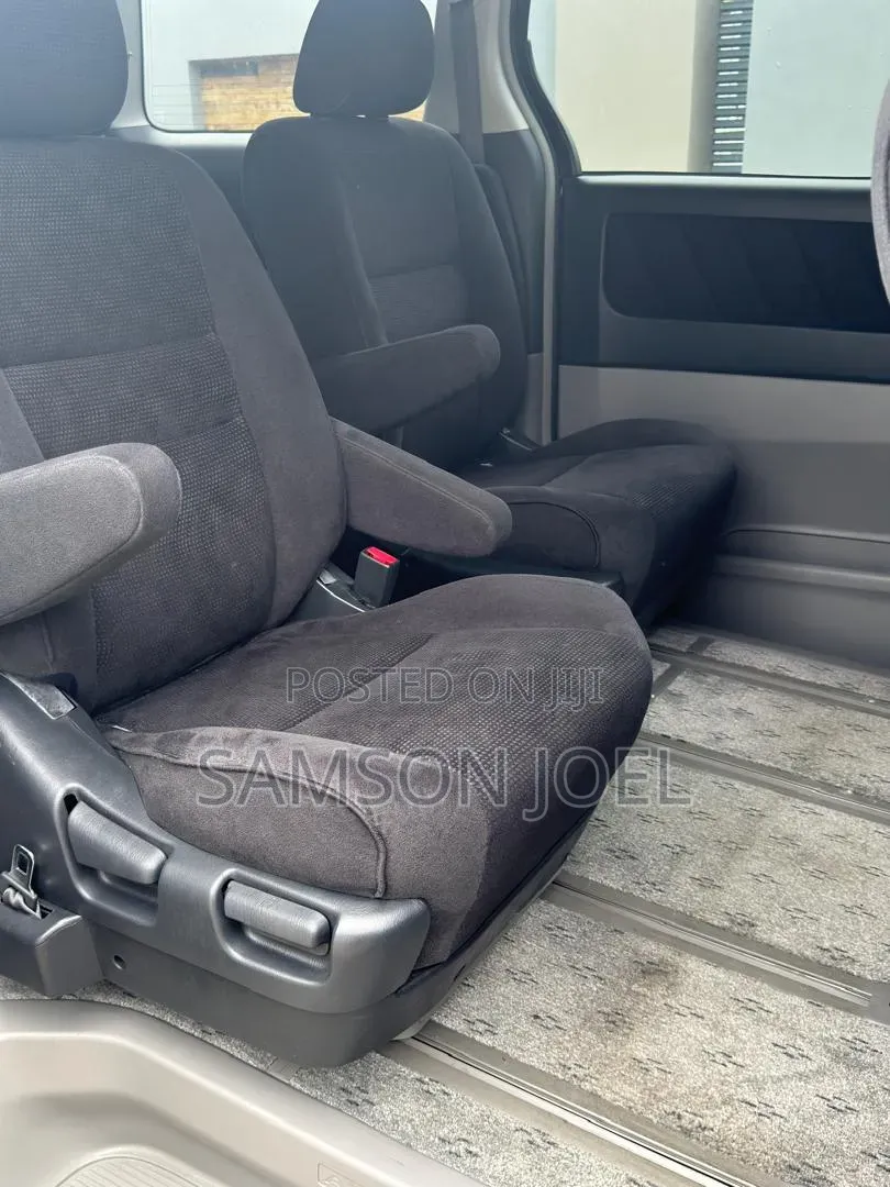 Toyota Alphard 2005 Black
