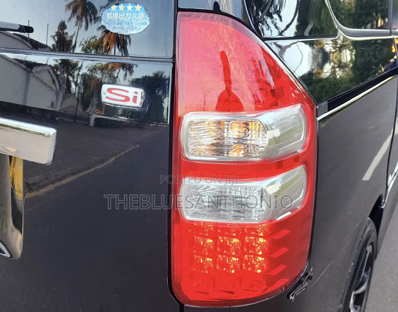 Toyota Noah 2011 Blue