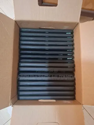 Laptop Lenovo 300e 4GB Intel SSD 128GB