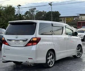 Toyota Alphard 2009 White