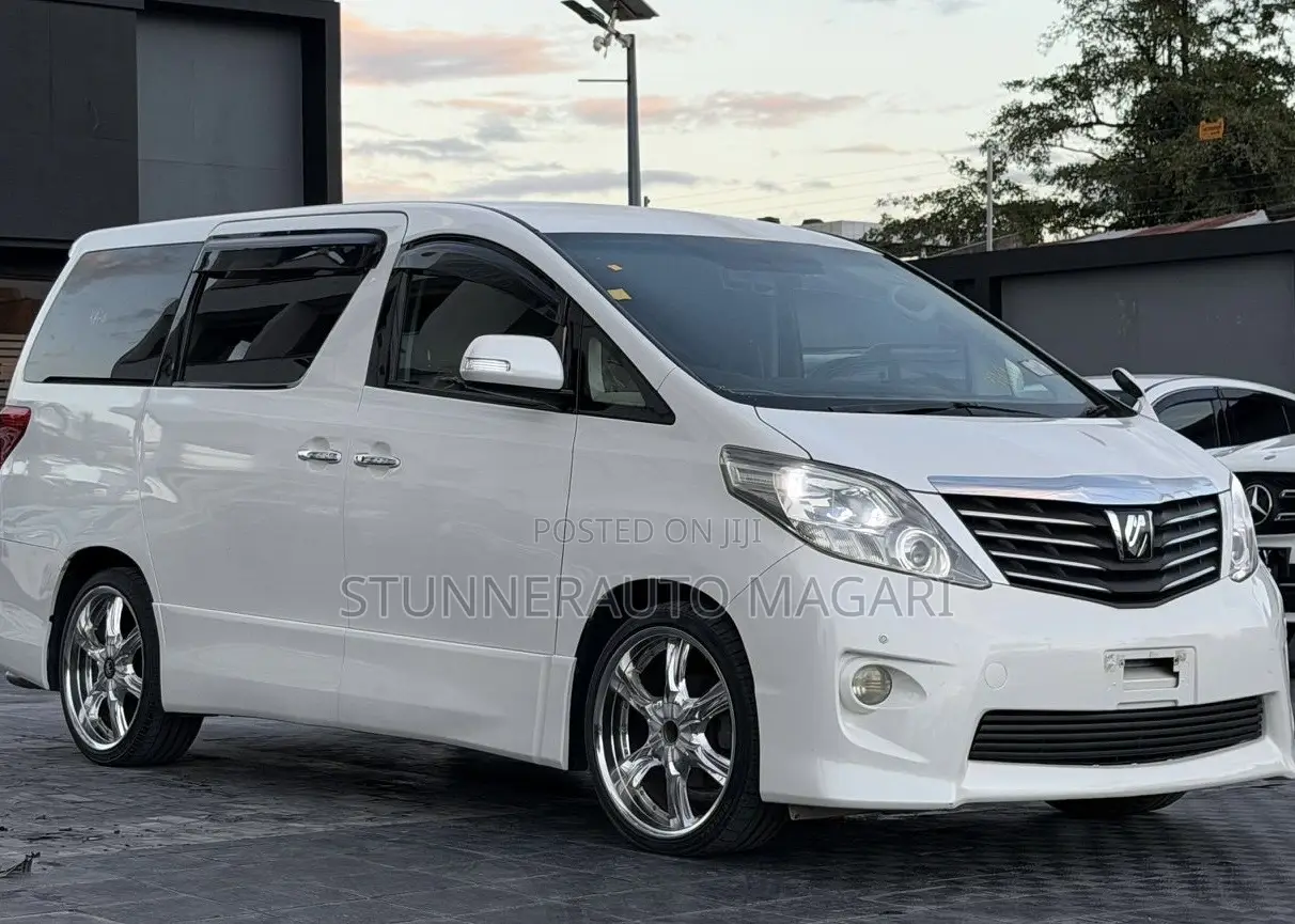 Toyota Alphard 2009 White