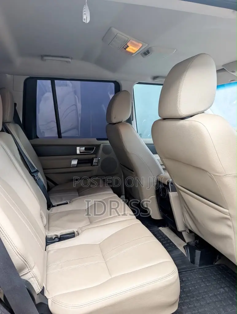 Land Rover Discovery 2014 Black