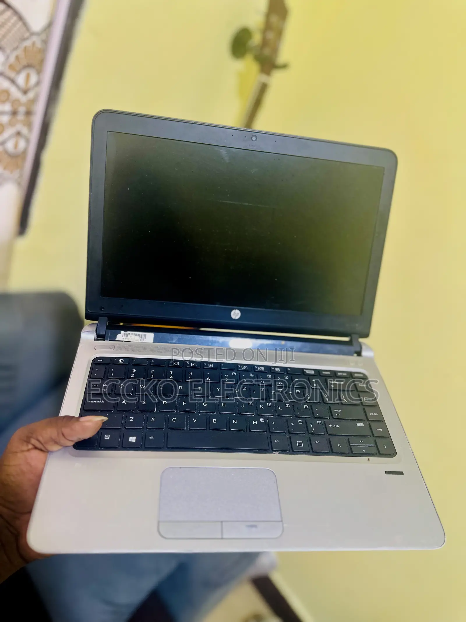 Laptop HP 430 G3 8GB Intel Core i3 HDD+SSD 640GB