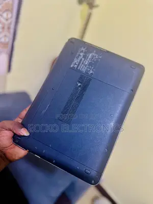 Laptop HP 430 G3 8GB Intel Core i3 HDD+SSD 640GB