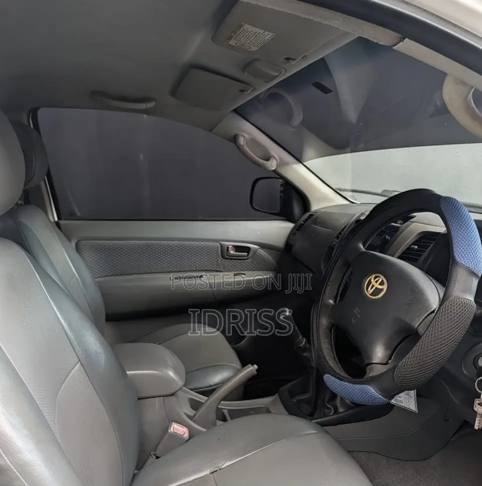 Toyota Hilux 2014 White