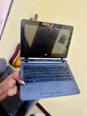 Laptop HP ProBook 11 G2 EE 4GB Intel Core 2 Duo SSD 256GB