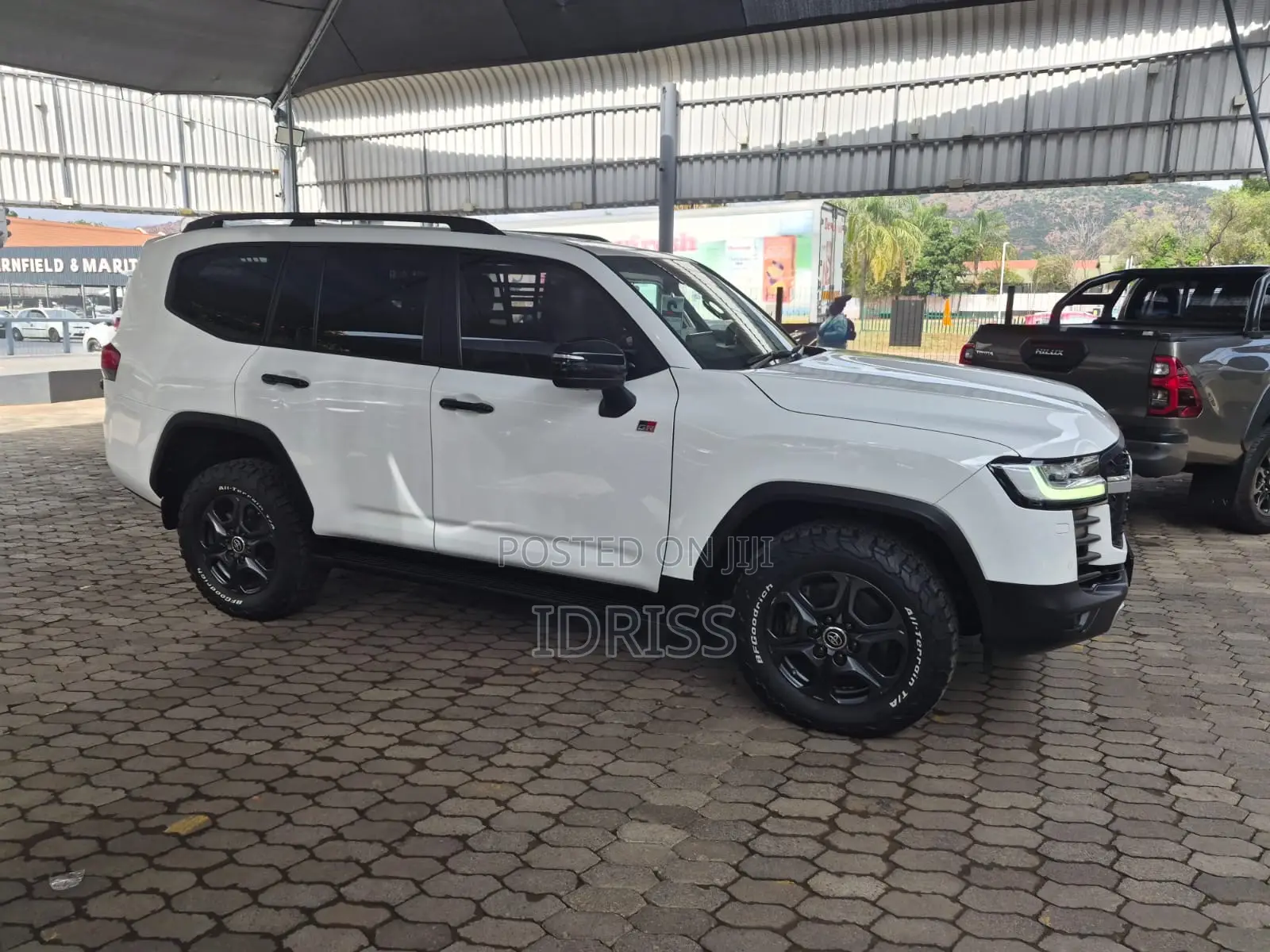 Toyota Land Cruiser 2023 White