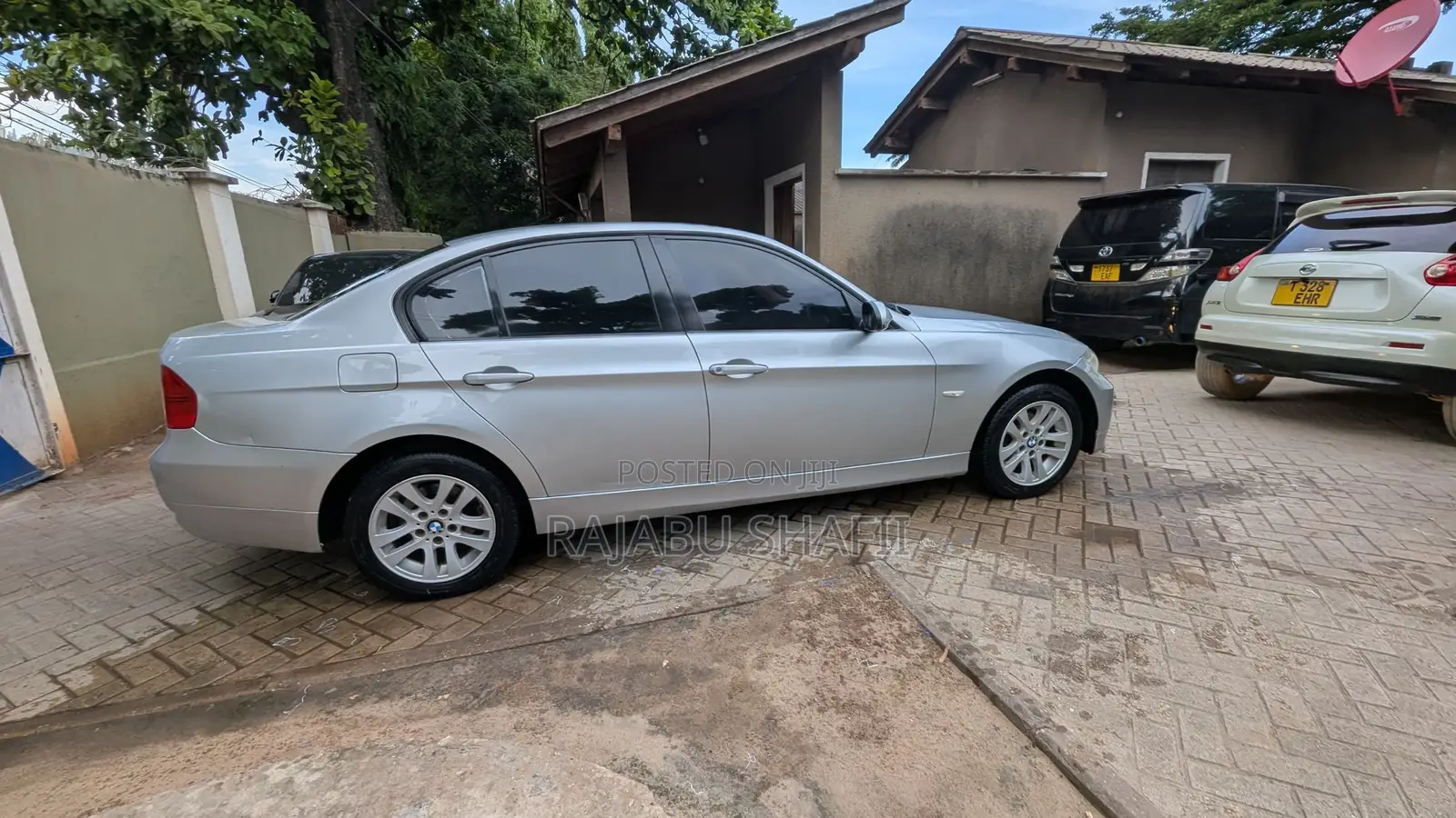 BMW 3 Series 320i RWD 2008 Silver