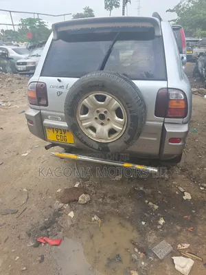 Toyota RAV4 1999 Silver