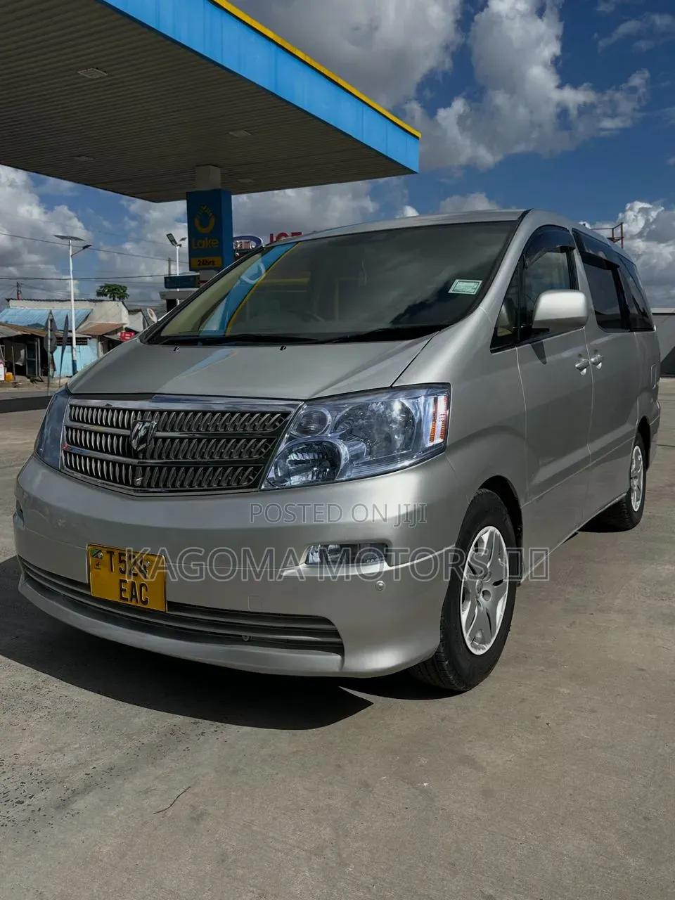 Toyota Alphard 2004 Silver