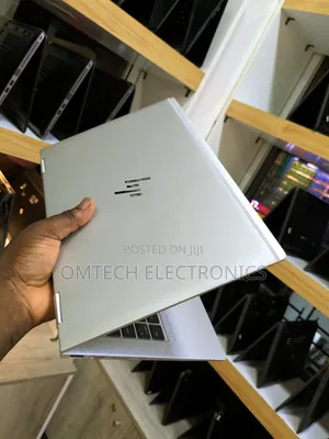 Laptop HP EliteBook 1030 8GB Intel Core i5 SSD 256GB