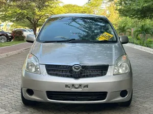 Toyota Corolla Spacio 2002 Gold