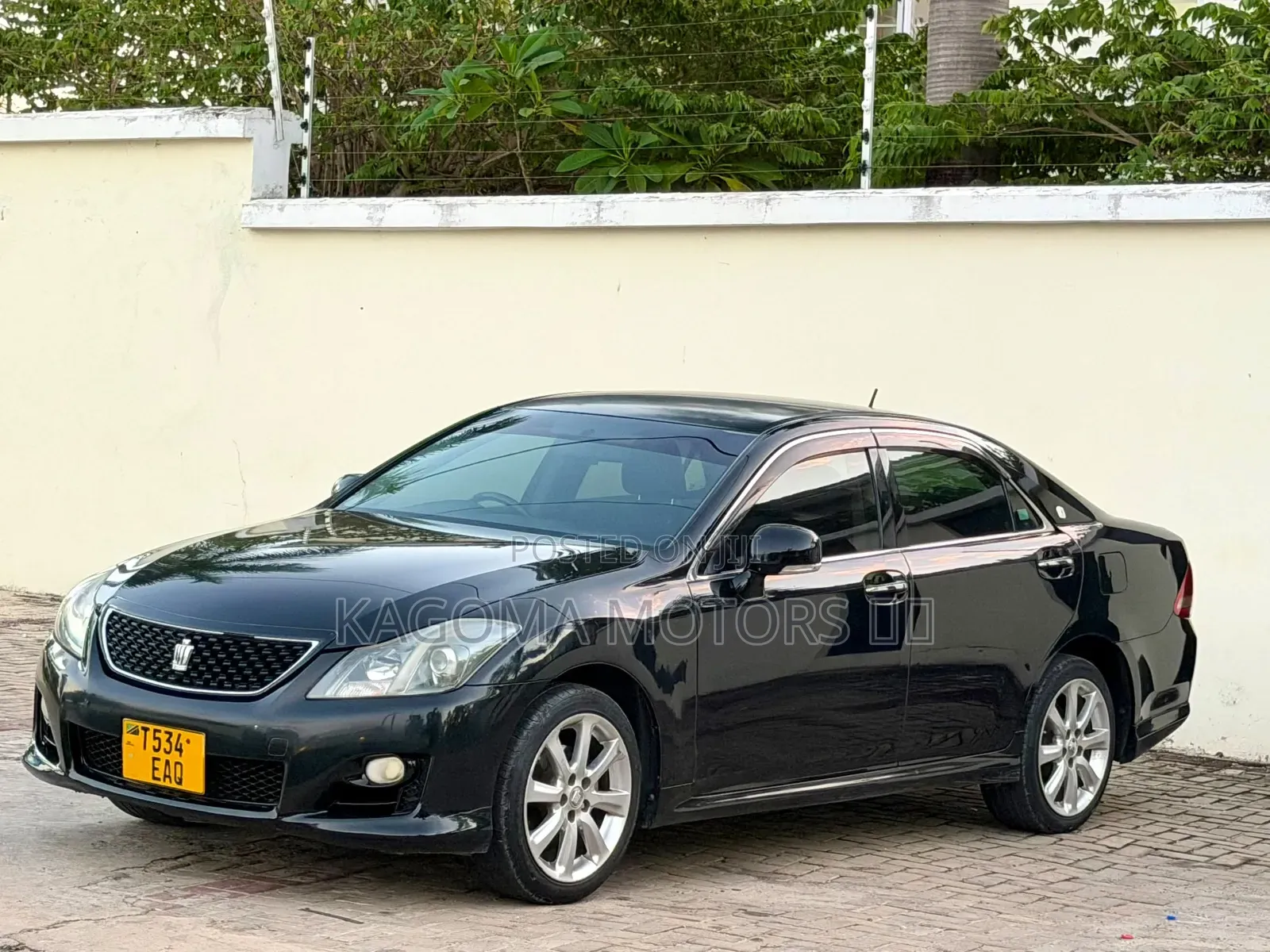 Toyota Crown 2009 Black