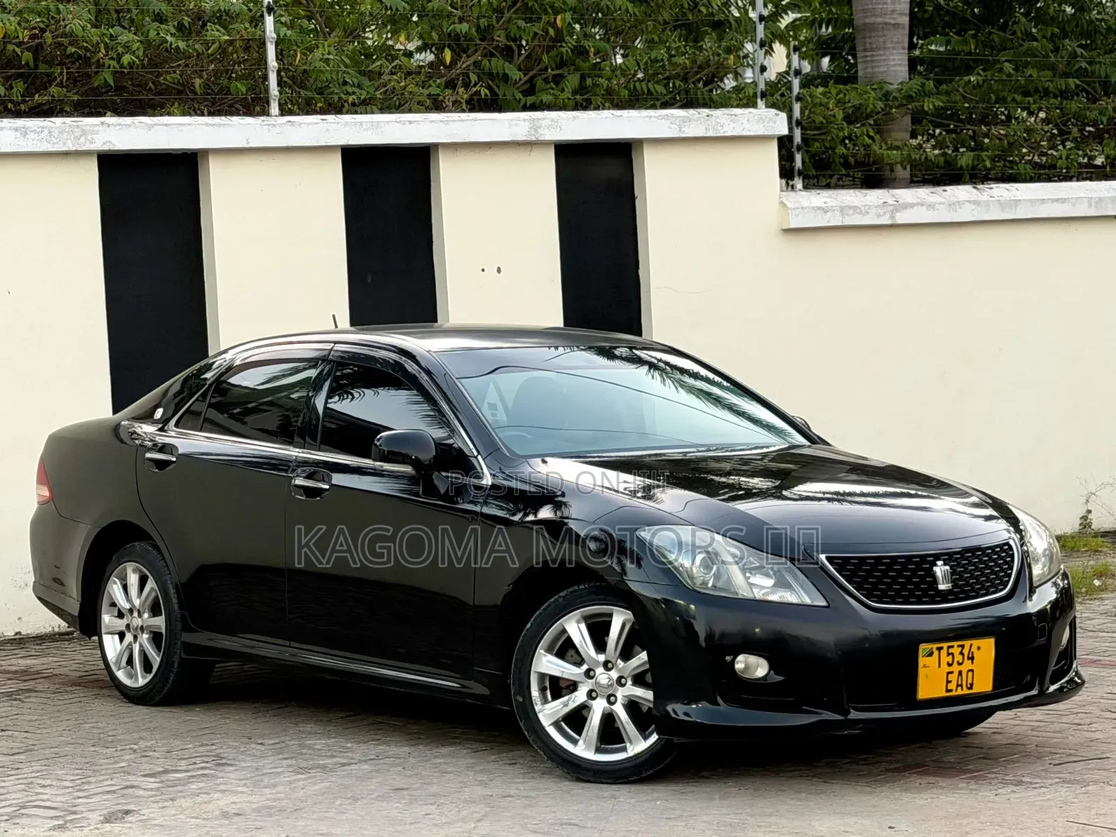 Toyota Crown 2009 Black