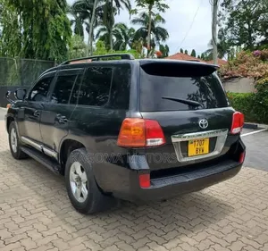 Toyota Land Cruiser 2009 Black