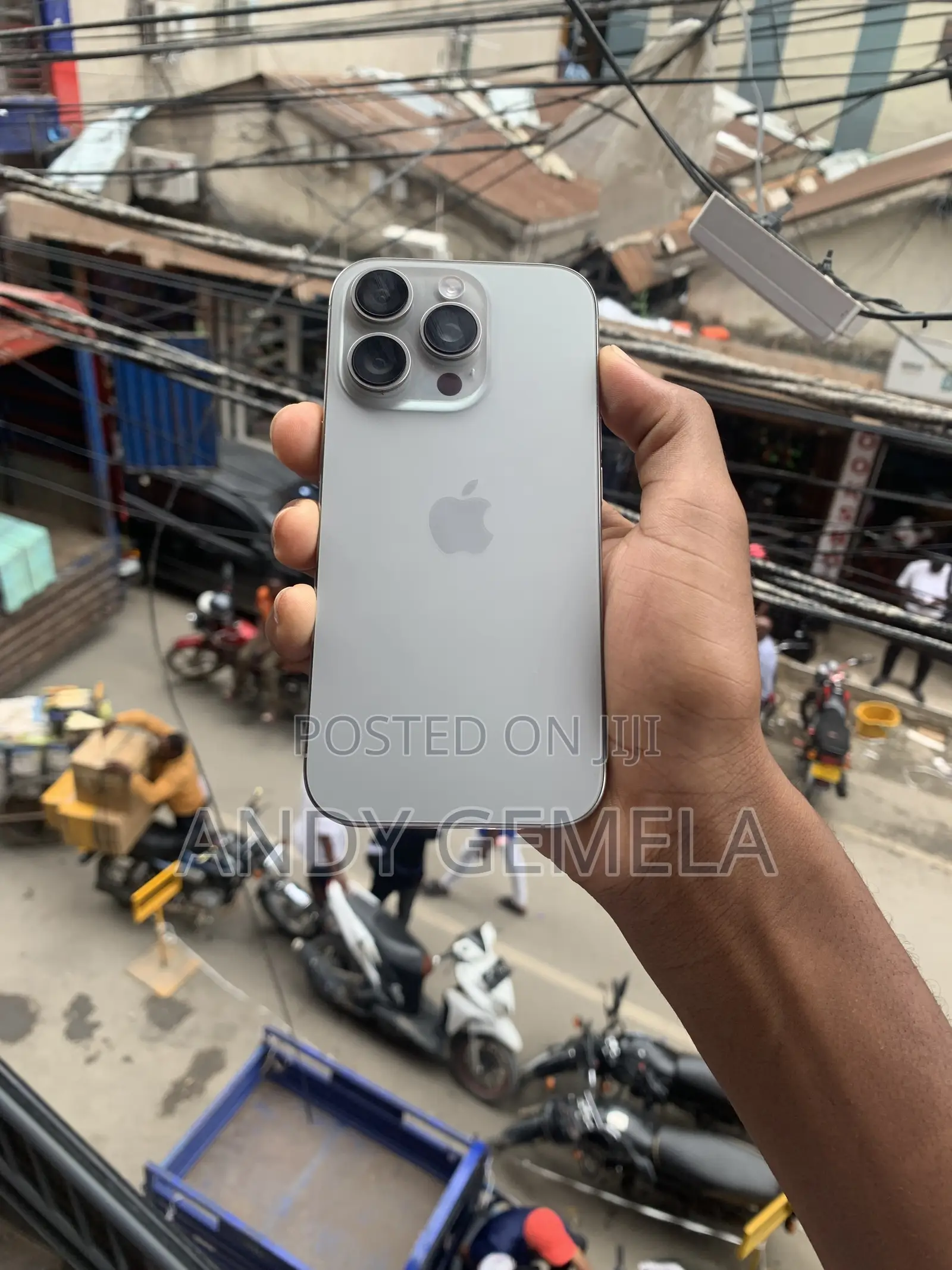 Apple iPhone 16 Pro 256 GB Gray
