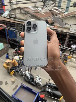 Apple iPhone 16 Pro 256 GB Gray