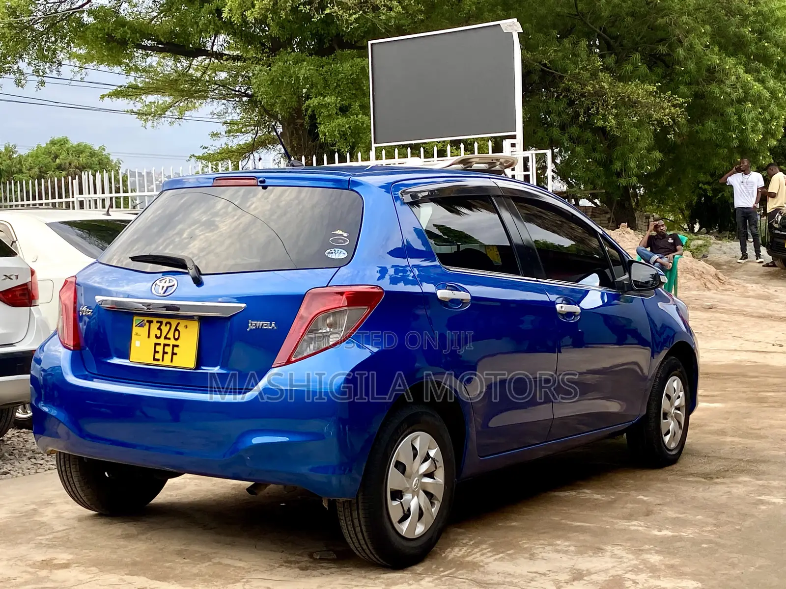 Toyota Vitz 2009 Blue