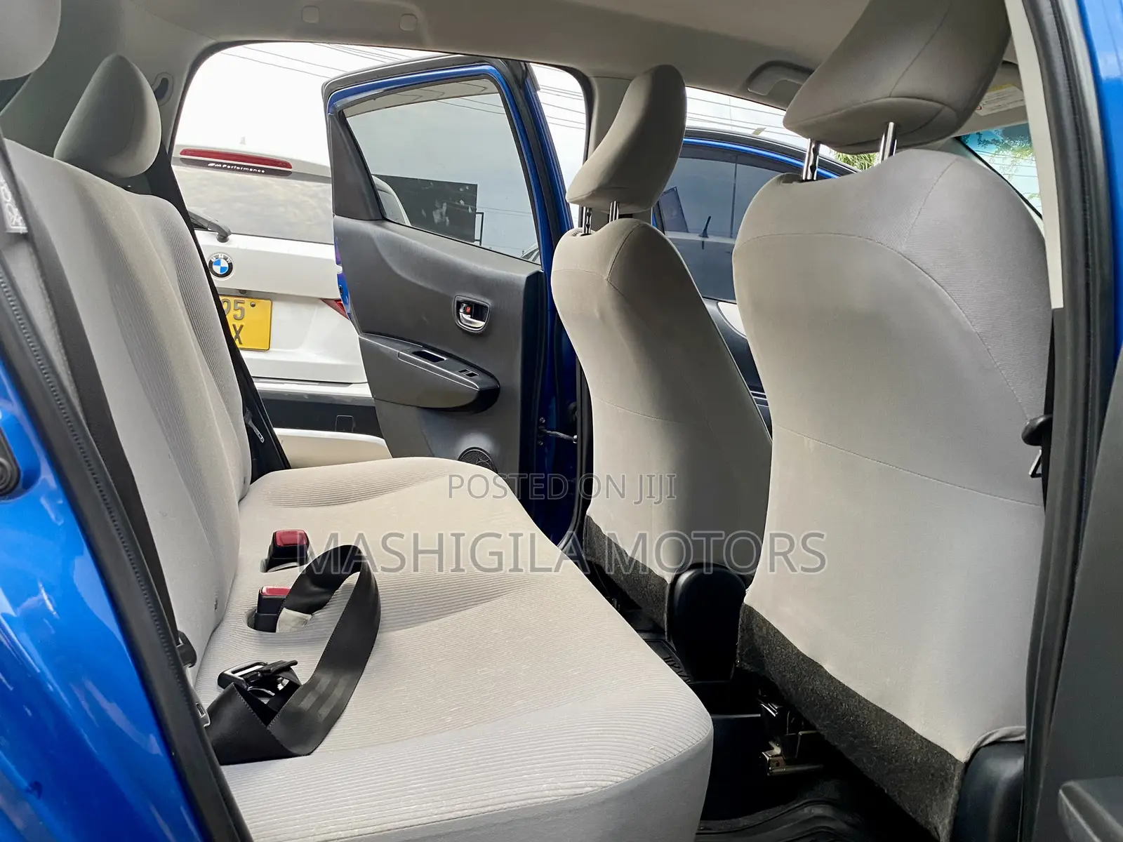 Toyota Vitz 2009 Blue