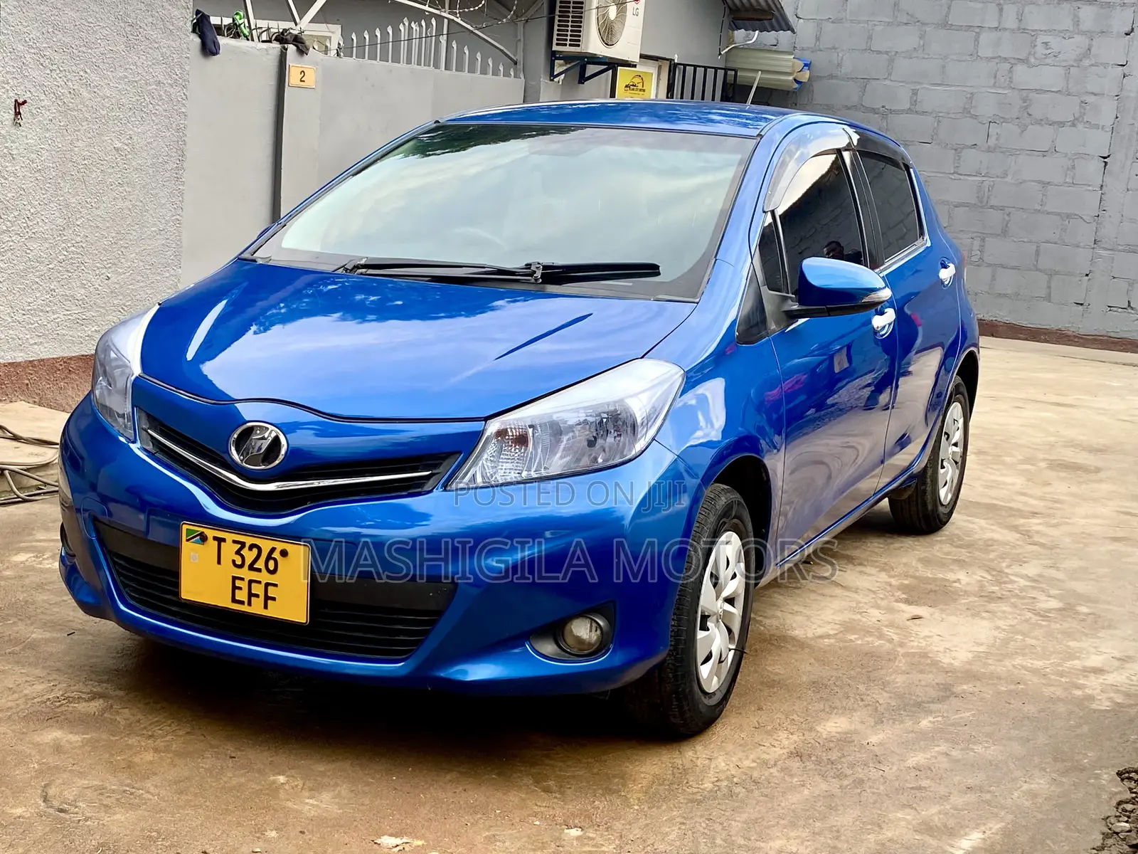 Toyota Vitz 2009 Blue
