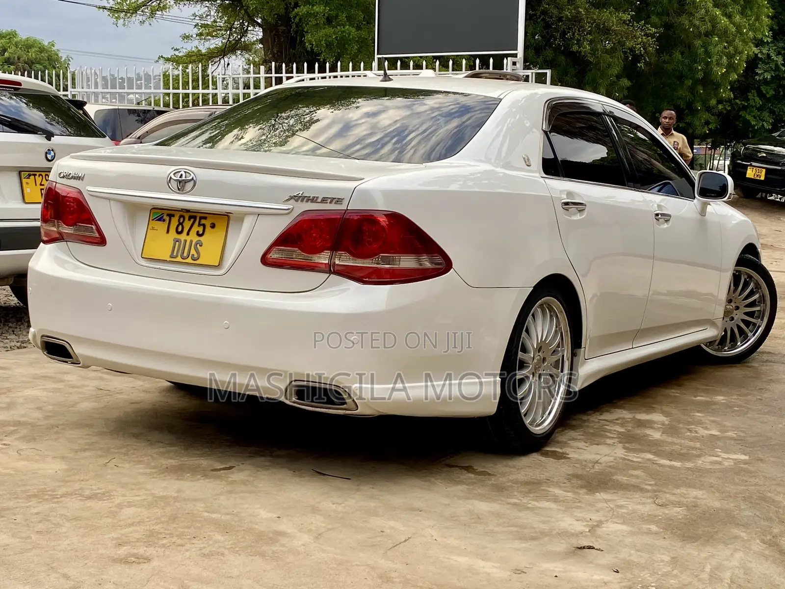 Toyota Crown 2010 White