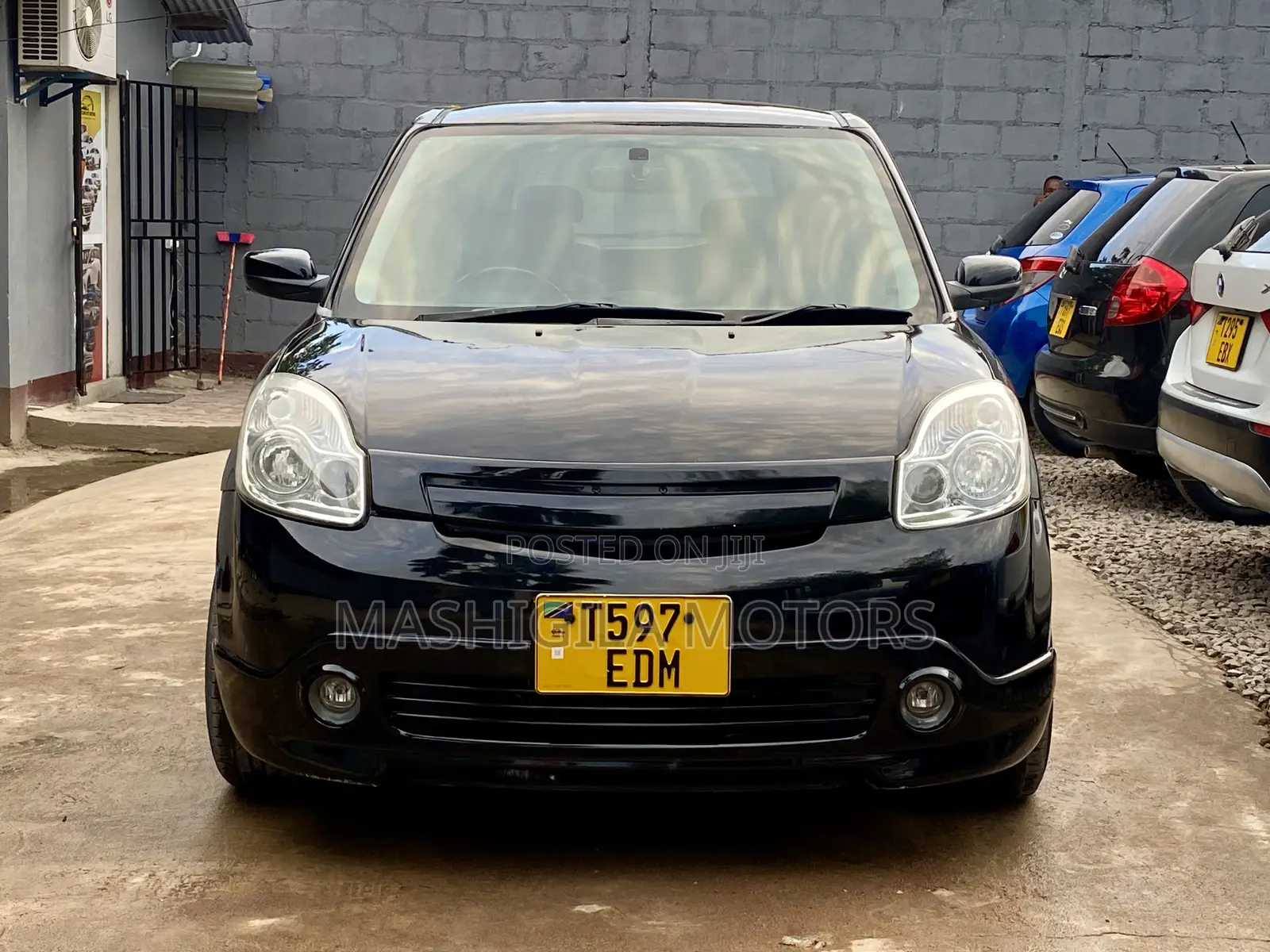 Mazda Verisa 2009 Black