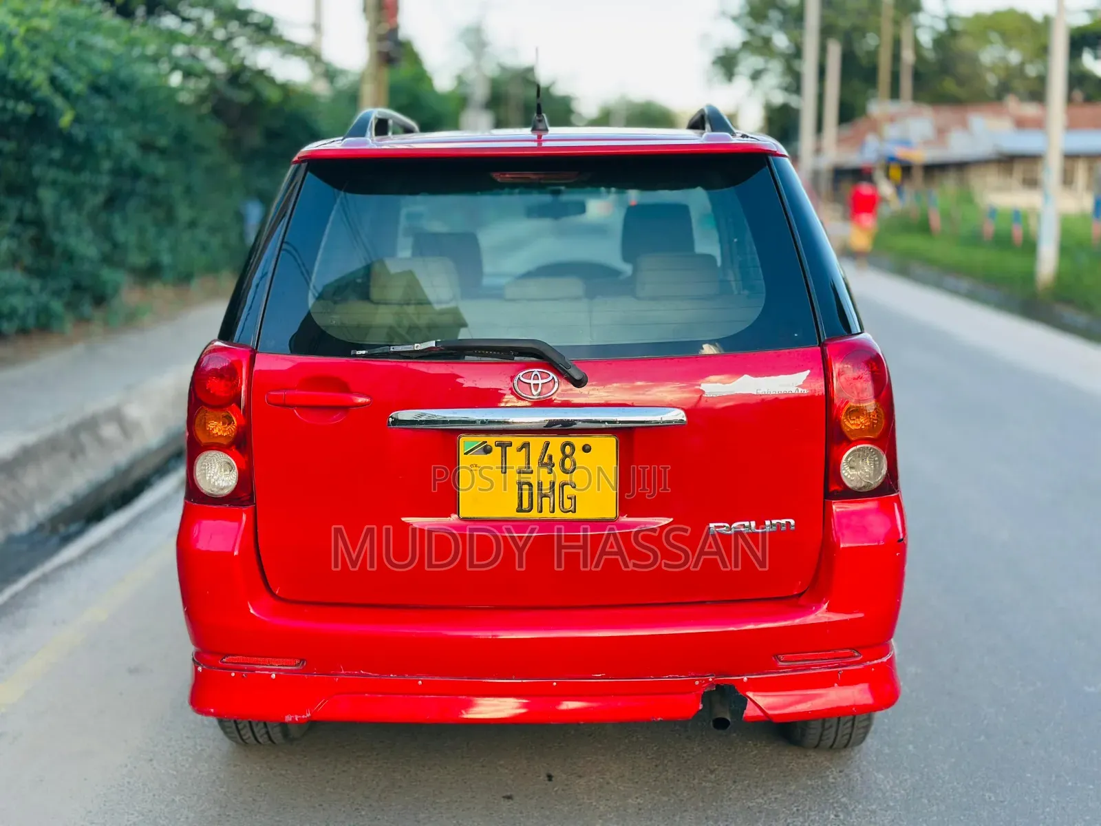 Toyota Raum 2005 Red
