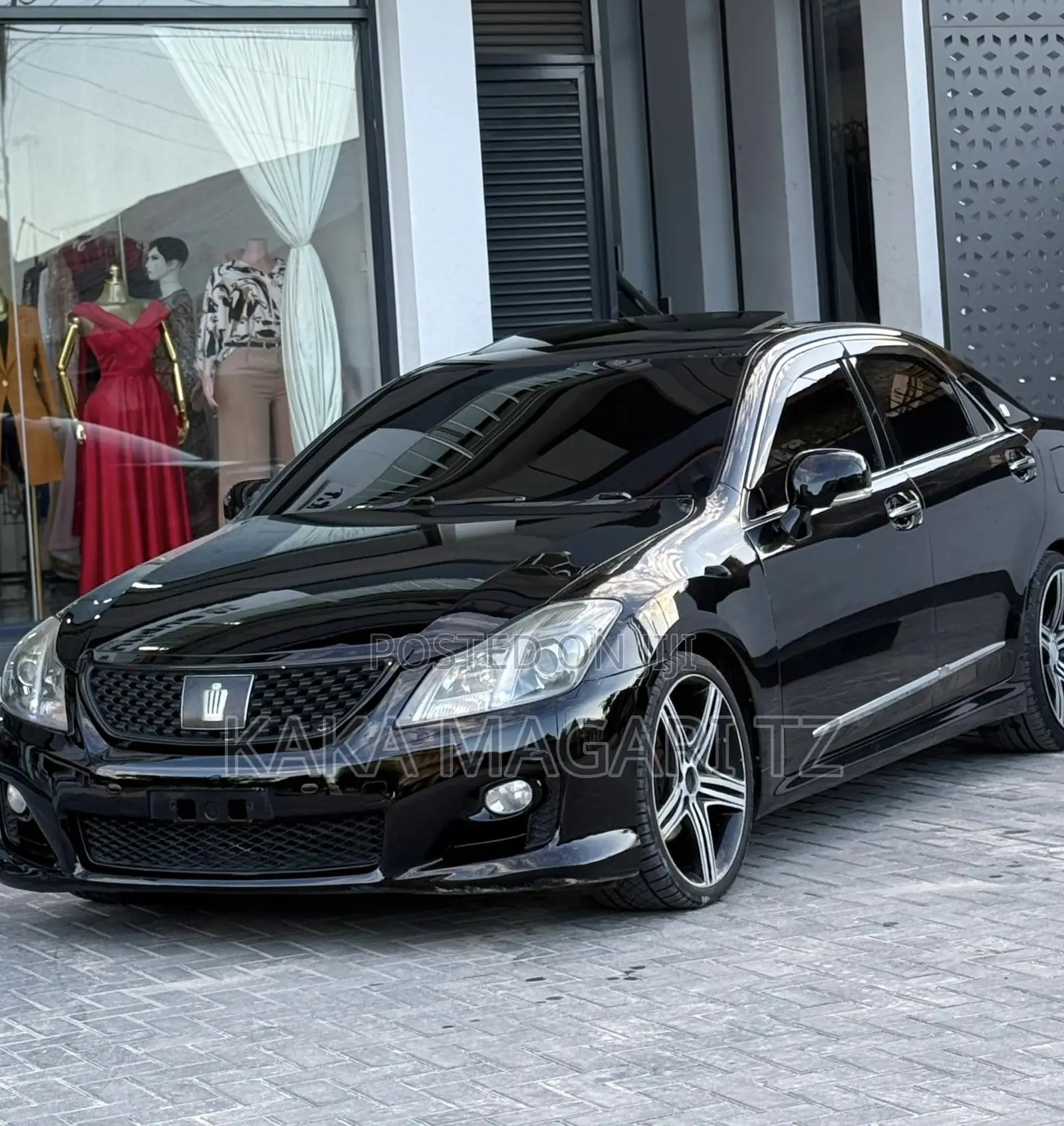 Toyota Crown 2009 Black