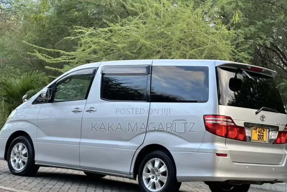 Toyota Alphard 2006 Silver
