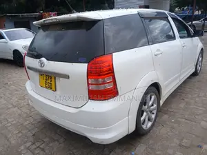 Toyota Wish 2013 White