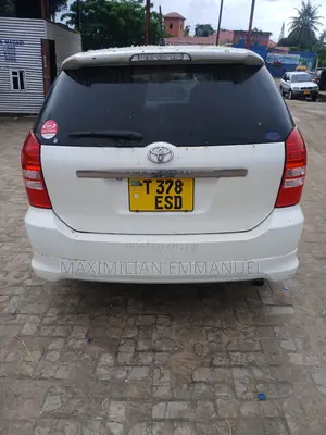 Toyota Wish 2013 White