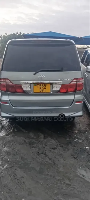 Toyota Alphard 2006 Brown